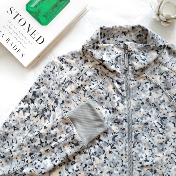 lululemon athletica Jackets & Blazers - Lululemon Asana printed zip up jacket 8